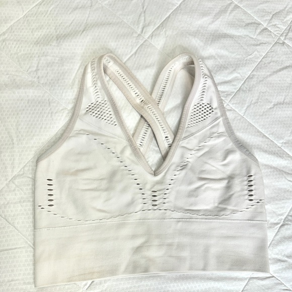 ALO yoga Seamless Open Air Bra - Picture 5 of 7